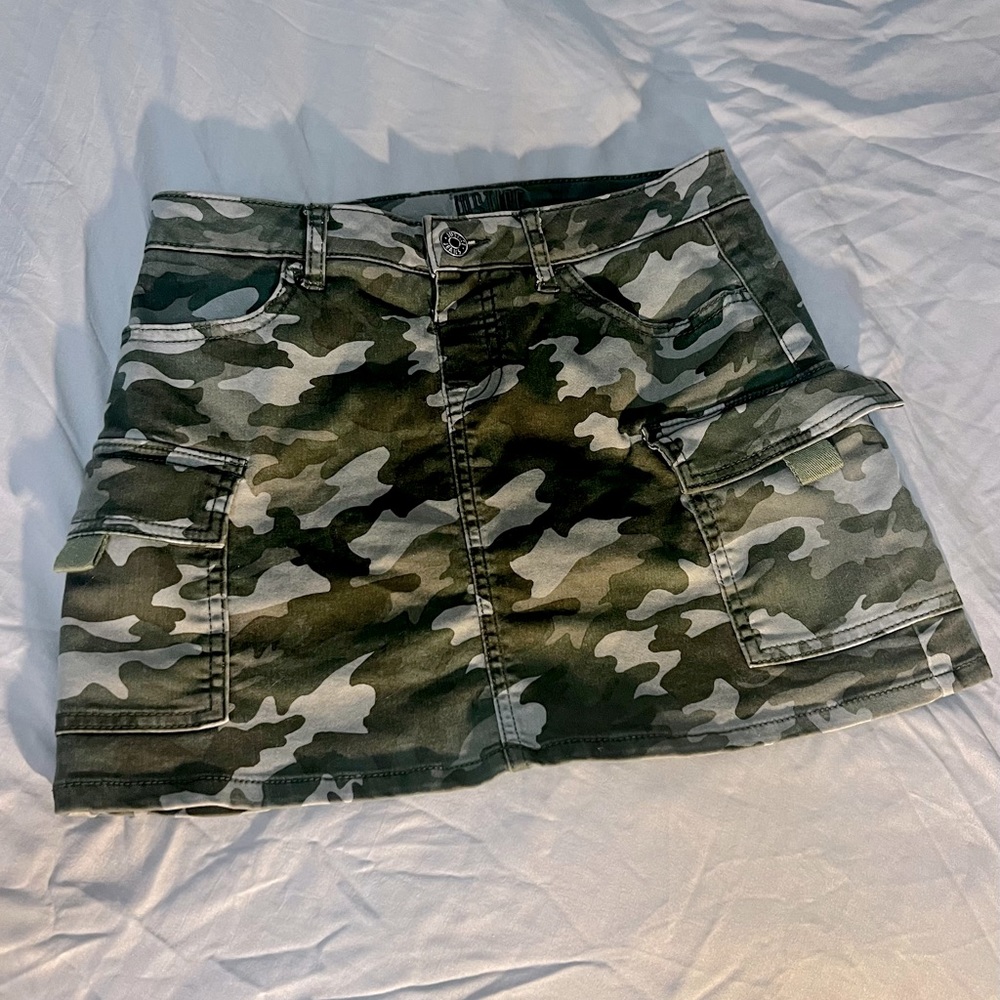Justice Camo Cute Girls skort / skirt size 14 good used Condition